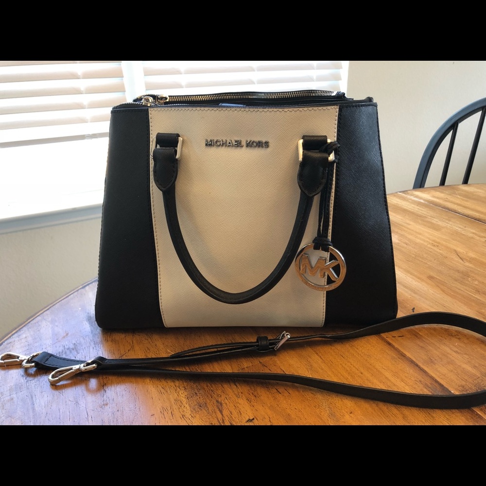 Michael Kors large black/white purse